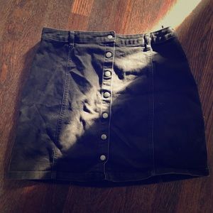 H&M Black Mini Skirt